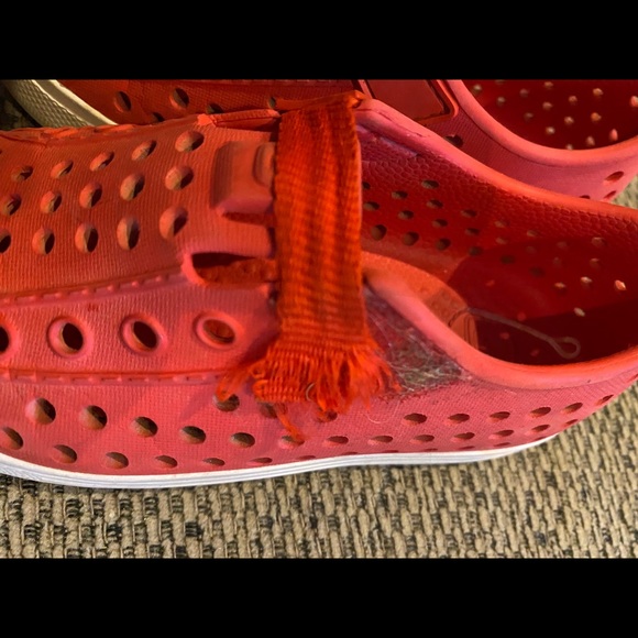 Sketchers rubber shoes size 8 - Picture 2 of 2